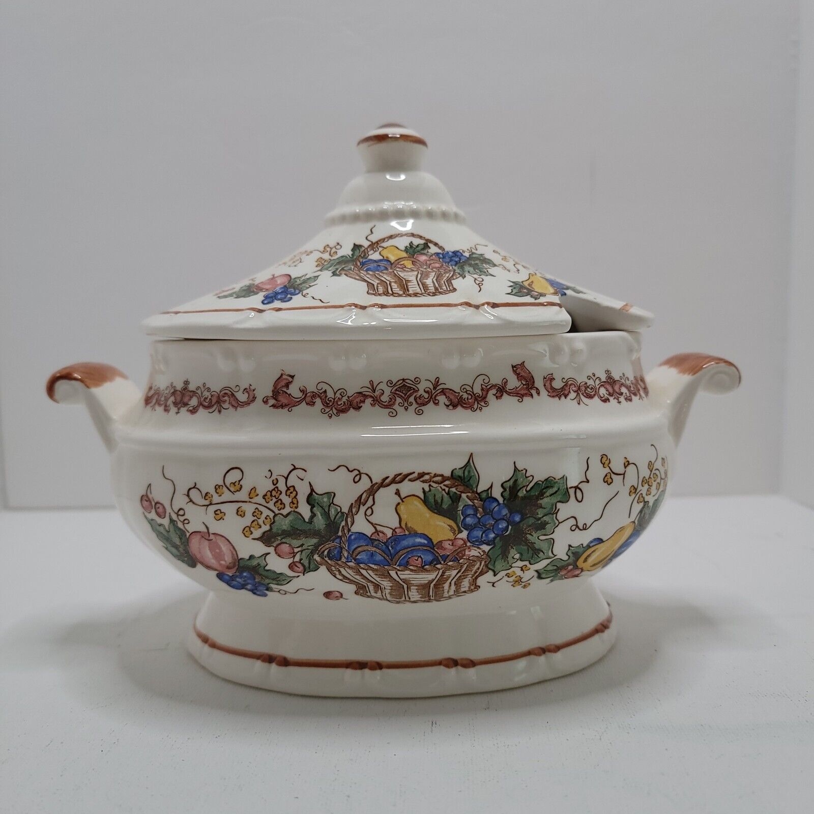 Vintage Porcelain Veg. Pattern Small Soup Serving Tureen Made In Japan With Lid
