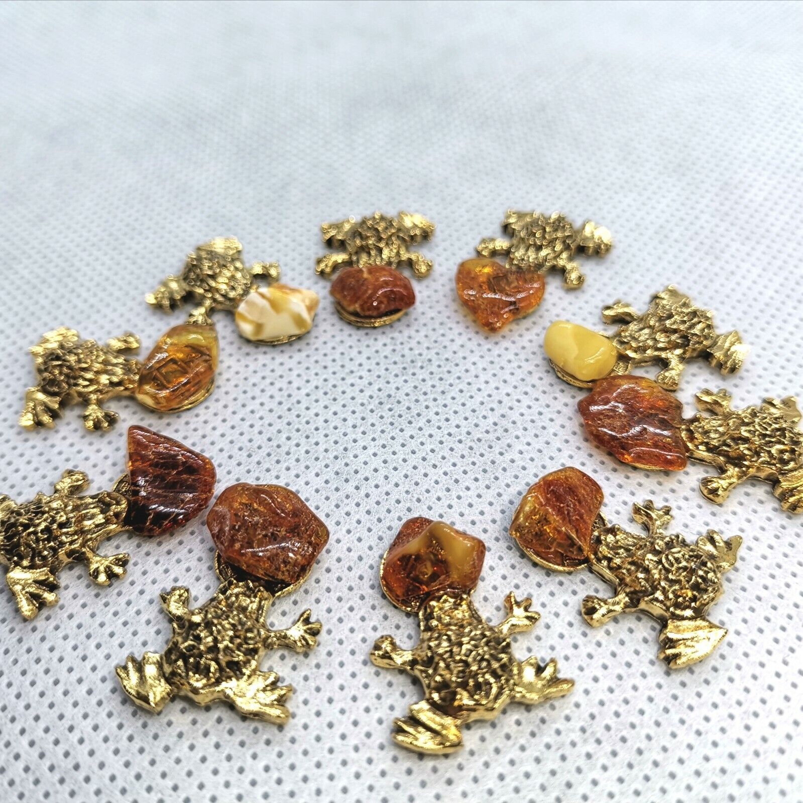Amber Frogs Wholesale Luck Natural Baltic Amber Stone Gift Souvenir 50-lot